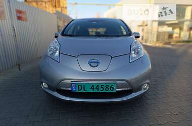 Хетчбек Nissan Leaf 2015 в Рівному