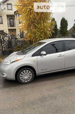 Хетчбек Nissan Leaf 2013 в Вінниці