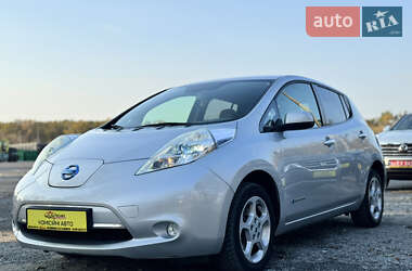 Хетчбек Nissan Leaf 2011 в Умані