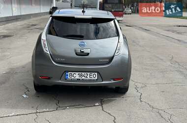 Хэтчбек Nissan Leaf 2017 в Львове