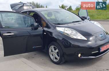 Хэтчбек Nissan Leaf 2015 в Ровно