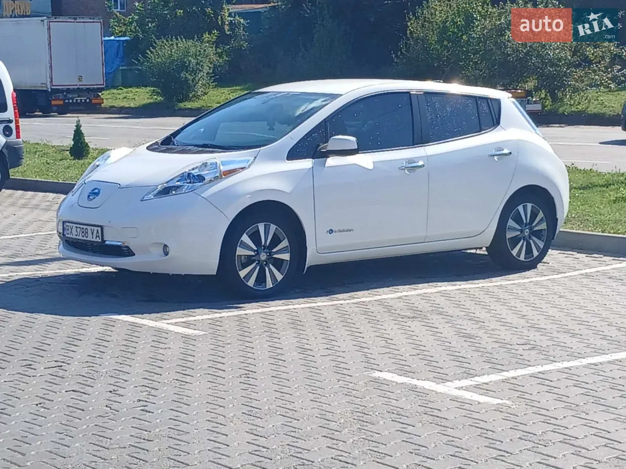2015 Nissan Leaf - мініатюра 17