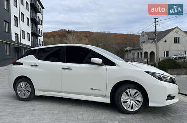 Хэтчбек Nissan Leaf 2018 в Кременце