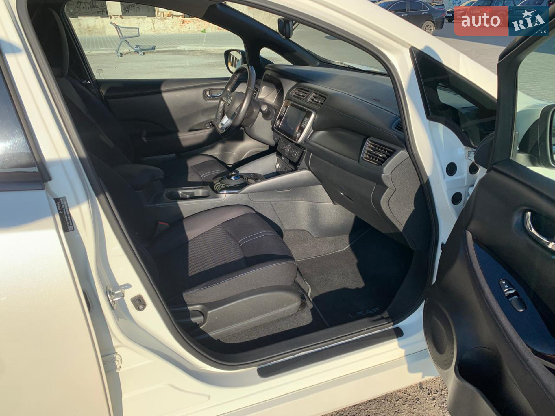 2019 Nissan Leaf - мініатюра 21