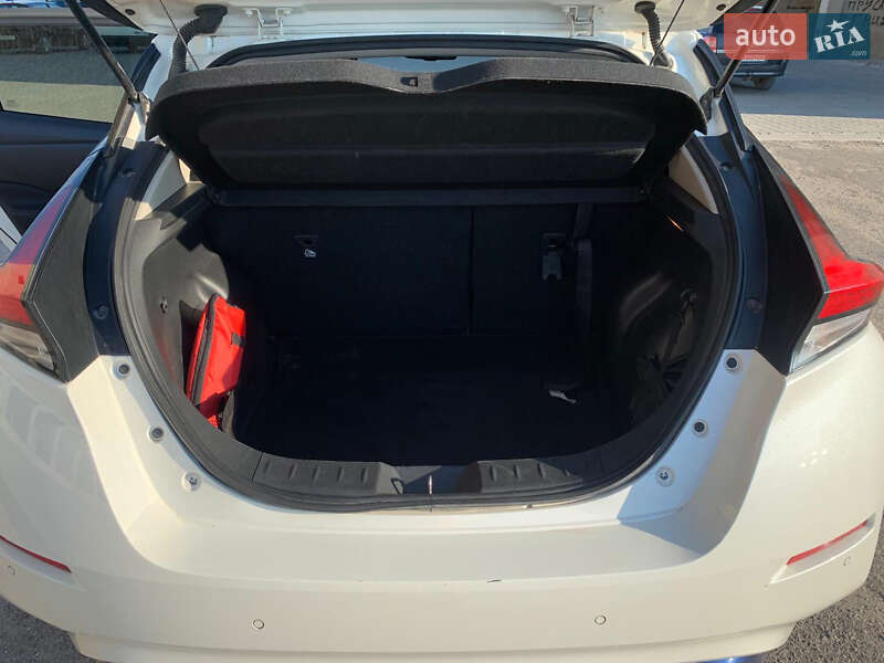 Хетчбек Nissan Leaf 2019 в Тернополі фото 27 Хетчбек Nissan Leaf 2019 в Тернополі