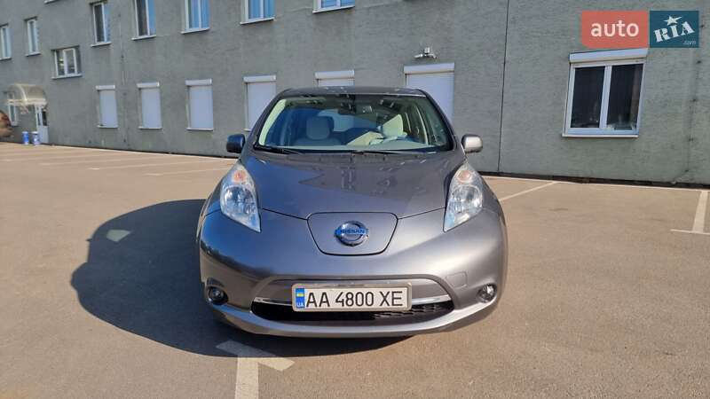 Хэтчбек Nissan Leaf 2014 в Киеве фото 3 Хэтчбек Nissan Leaf 2014 в Киеве