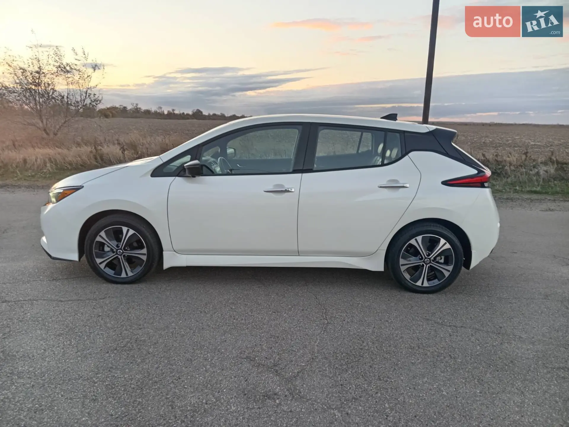 2022 Nissan Leaf - мініатюра 6