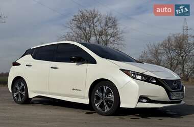 Хэтчбек Nissan Leaf 2018 в Одессе