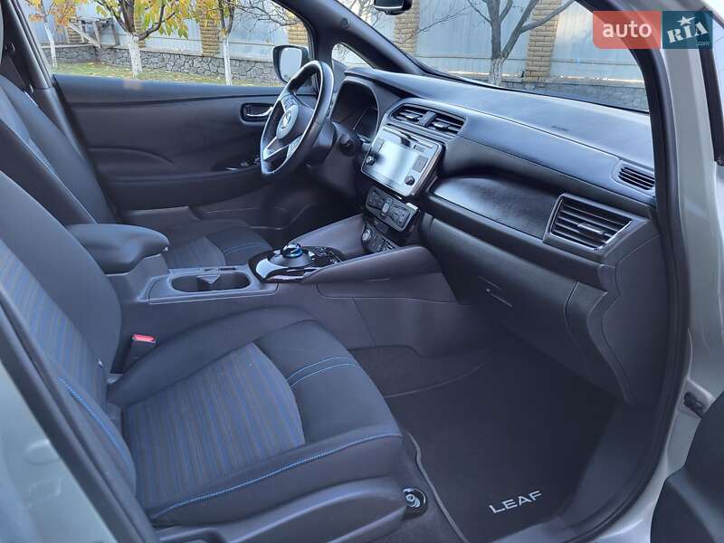 Хэтчбек Nissan Leaf 2019 в Бердичеве фото 10 Хэтчбек Nissan Leaf 2019 в Бердичеве