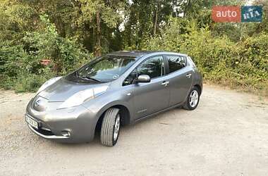 Хэтчбек Nissan Leaf 2014 в Днепре