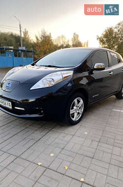 Хэтчбек Nissan Leaf 2014 в Виннице