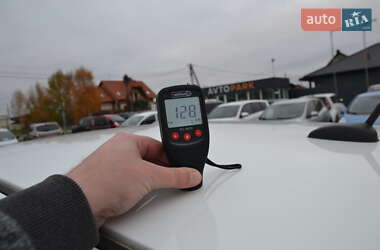 Хэтчбек Nissan Leaf 2015 в 