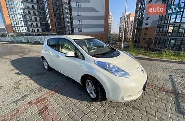 Хетчбек Nissan Leaf 2011 в Івано-Франківську