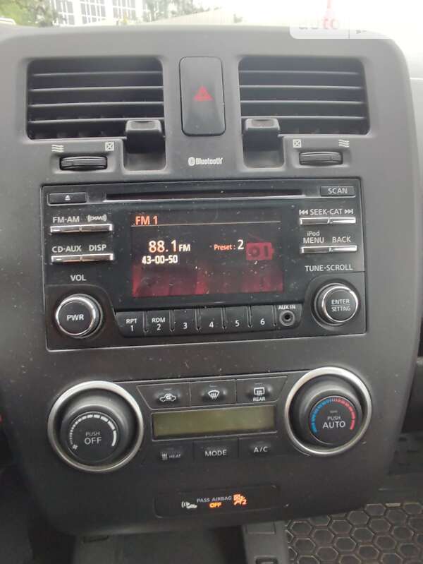 Хэтчбек Nissan Leaf 2014 в Тернополе