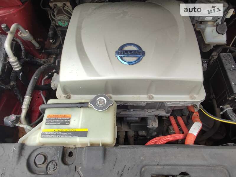 Хэтчбек Nissan Leaf 2014 в Тернополе