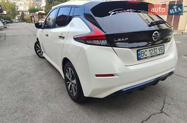 Хэтчбек Nissan Leaf 2021 в Одессе