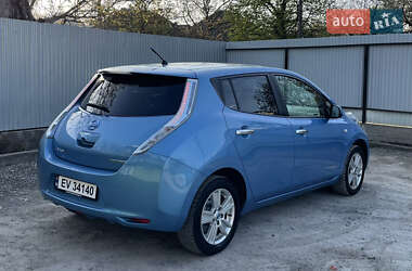 Хетчбек Nissan Leaf 2011 в Недобоївцях