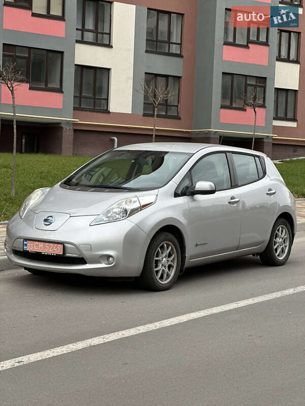 Nissan Leaf 2014