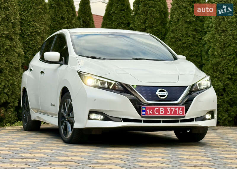 Хетчбек Nissan Leaf 2020 в Самборі