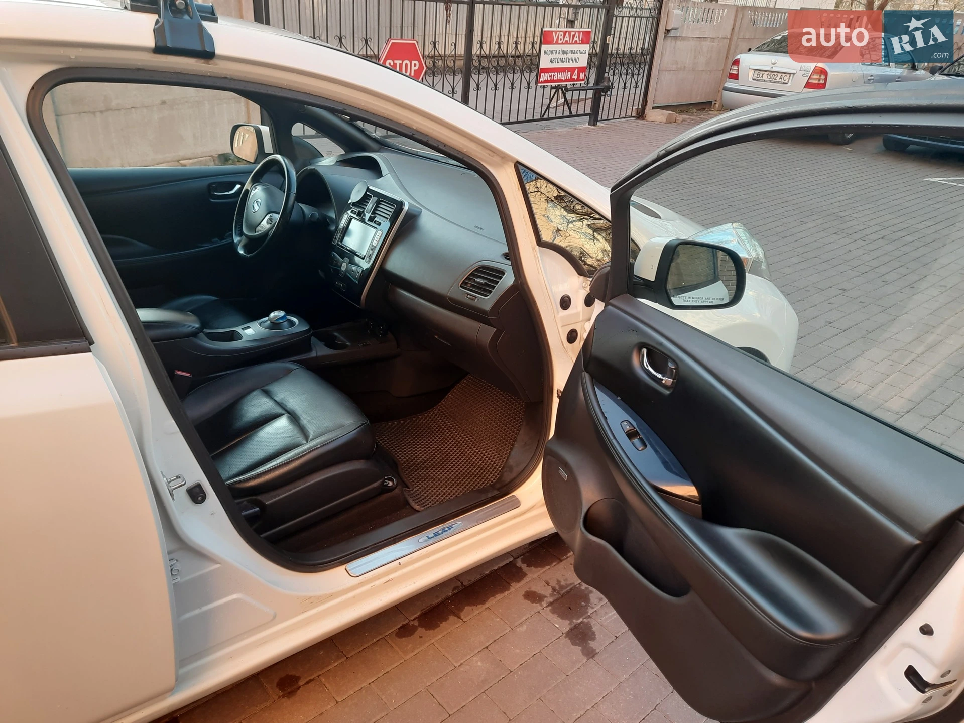 2013 Nissan Leaf - мініатюра 10