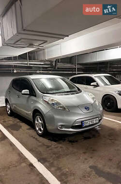 Хетчбек Nissan Leaf 2011 в Одесі