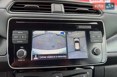 Хэтчбек Nissan Leaf 2019 в 