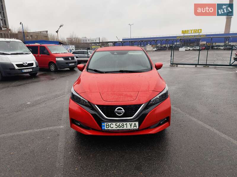 Nissan Leaf 2021