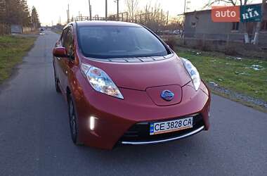 Хэтчбек Nissan Leaf 2014 в Черновцах