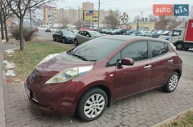 Хэтчбек Nissan Leaf 2017 в Киеве