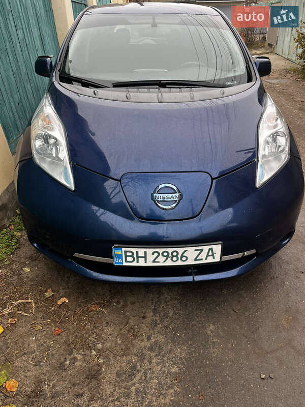 Хэтчбек Nissan Leaf 2017 в Одессе