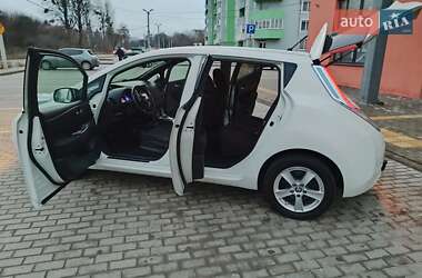 Хэтчбек Nissan Leaf 2014 в Львове