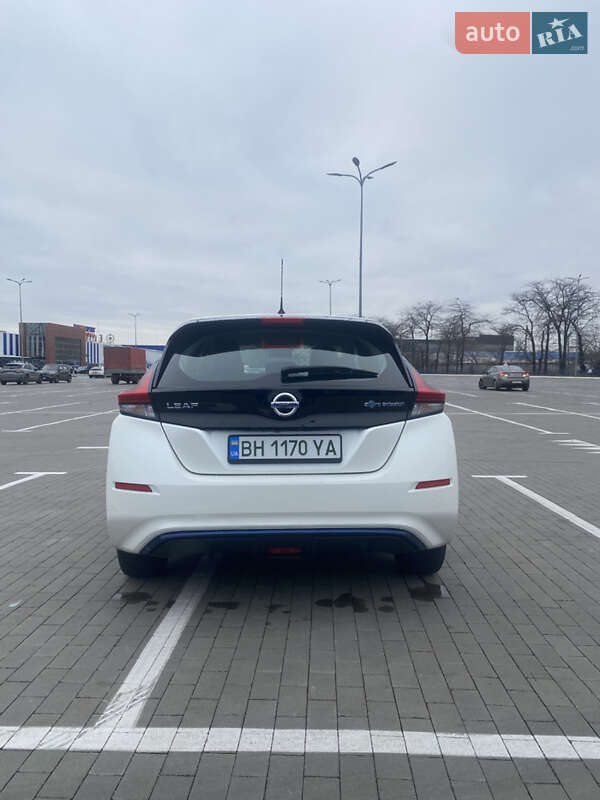 Хэтчбек Nissan Leaf 2019 в Одессе