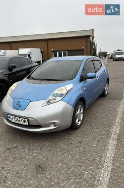 Хэтчбек Nissan Leaf 2012 в Одессе