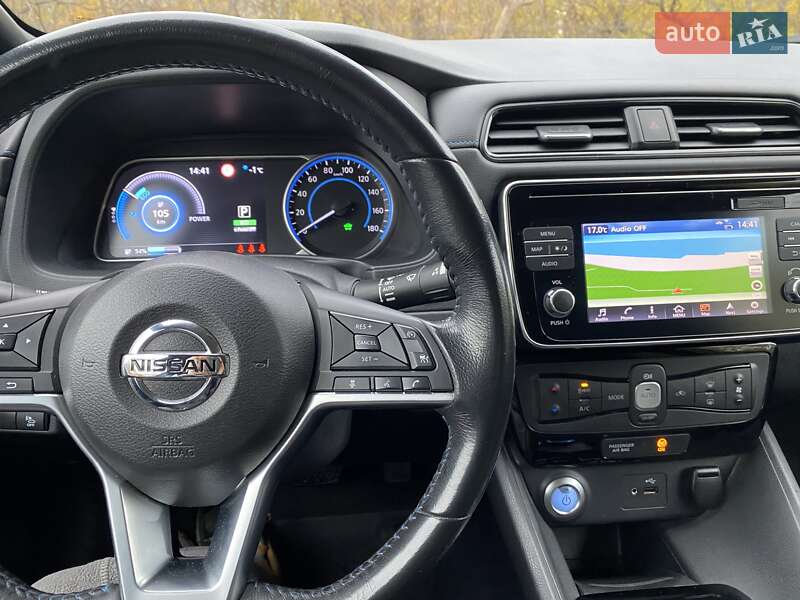 Хетчбек Nissan Leaf 2018 в Одесі