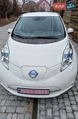 Хетчбек Nissan Leaf 2015 в Львові