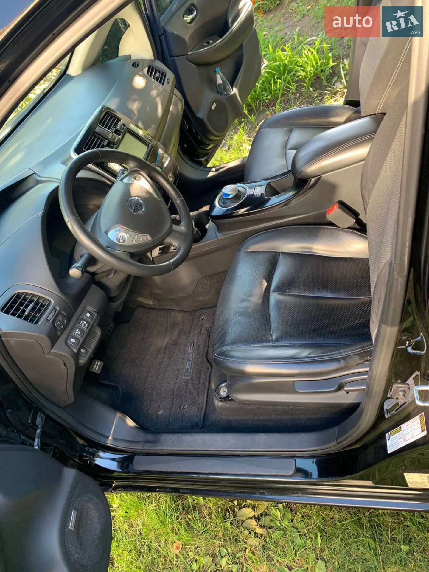 2014 Nissan Leaf - мініатюра 11