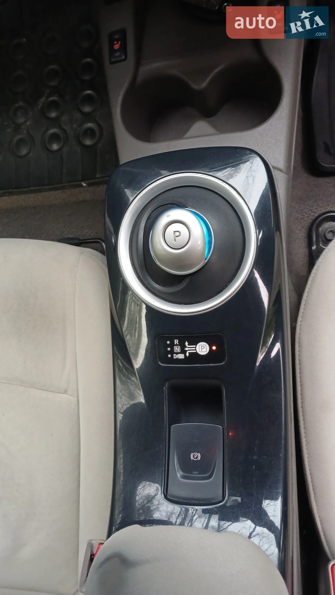2011 Nissan Leaf - мініатюра 14