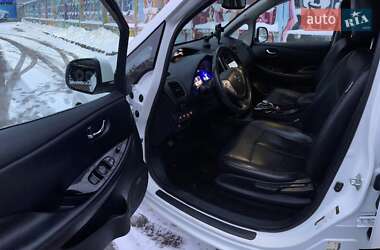 Хэтчбек Nissan Leaf 2014 в Львове