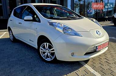 Хэтчбек Nissan Leaf 2014 в Львове