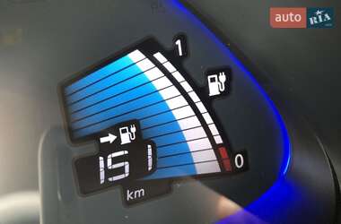 Хетчбек Nissan Leaf 2014 в Дубровиці