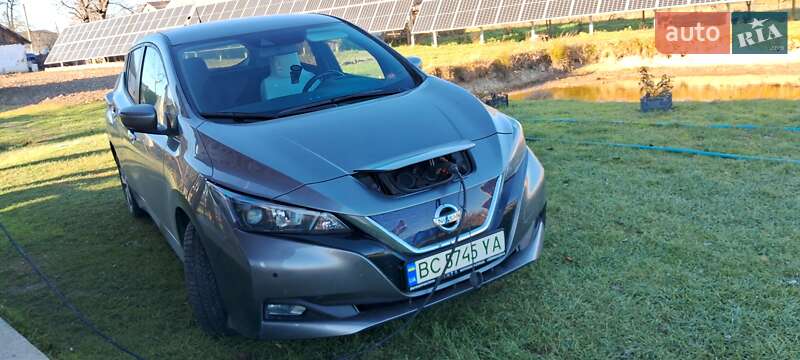 Хэтчбек Nissan Leaf 2021 в Стрые