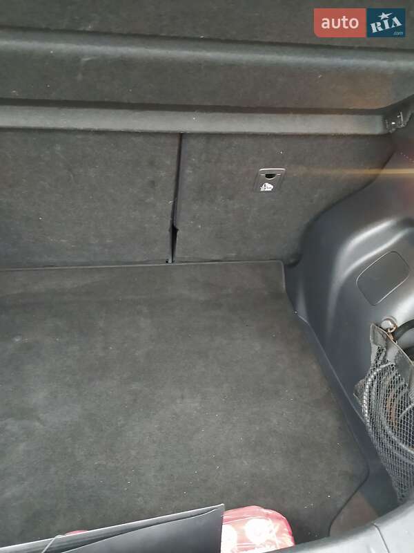 Хэтчбек Nissan Leaf 2018 в Боярке