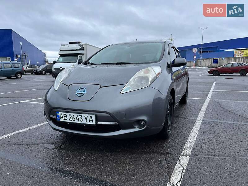 Хэтчбек Nissan Leaf 2016 в Виннице