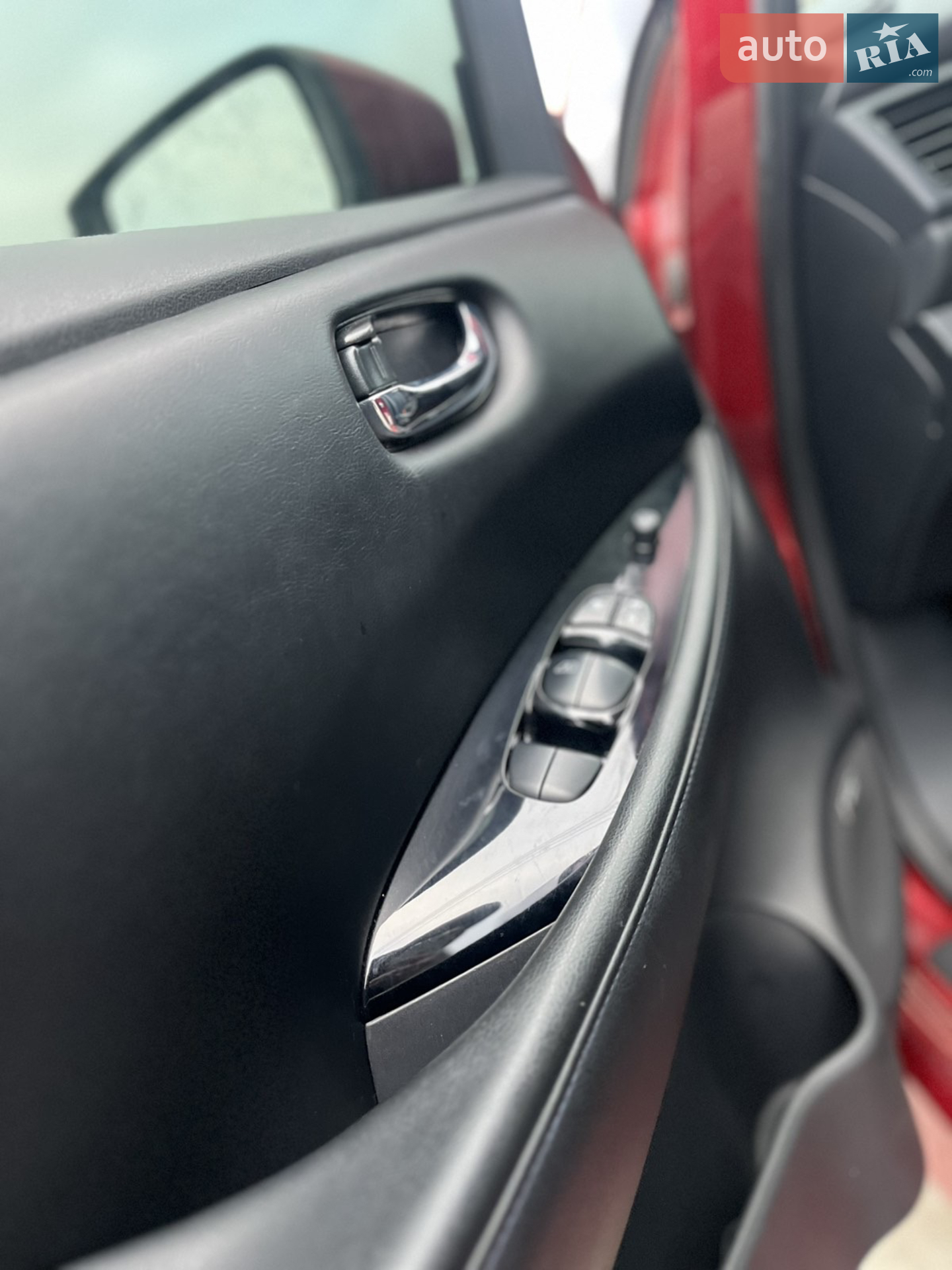 2017 Nissan Leaf - мініатюра 13
