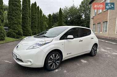 Хетчбек Nissan Leaf 2014 в Івано-Франківську