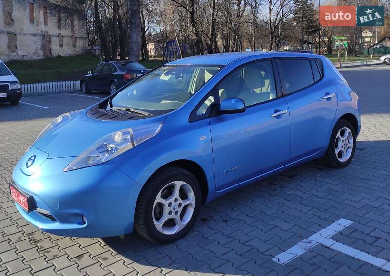 Хетчбек Nissan Leaf 2012 в Бережанах