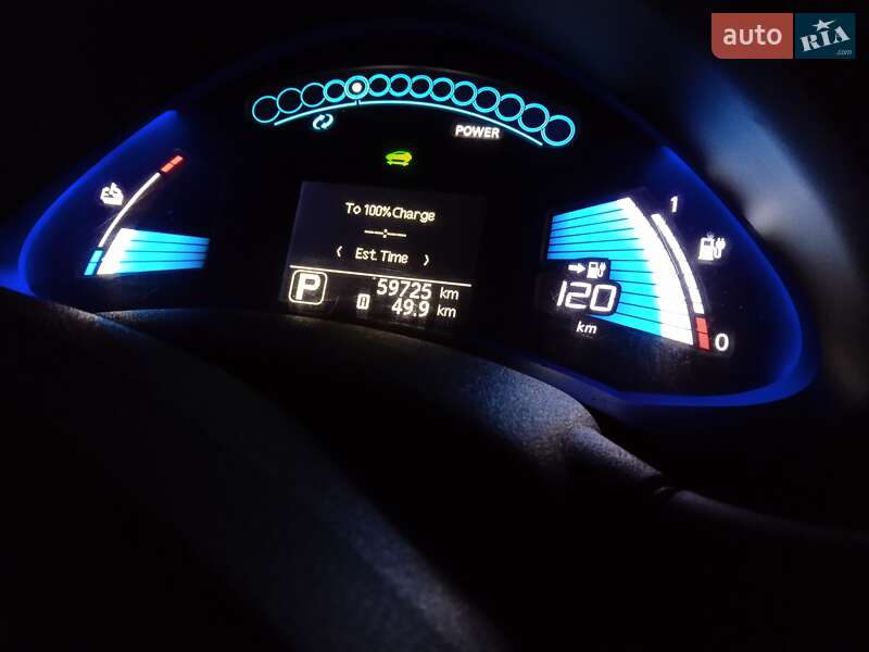 Хэтчбек Nissan Leaf 2012 в Виннице