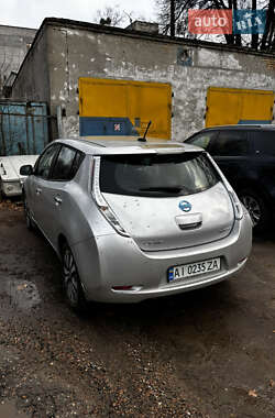 Хетчбек Nissan Leaf 2013 в Черкасах