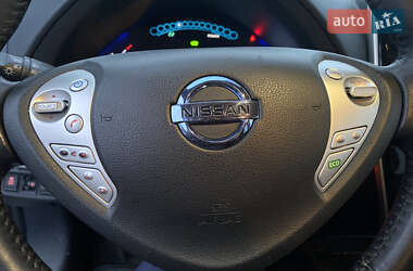 Хетчбек Nissan Leaf 2013 в Рівному