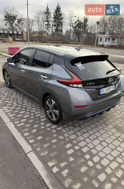 Хэтчбек Nissan Leaf 2019 в Львове